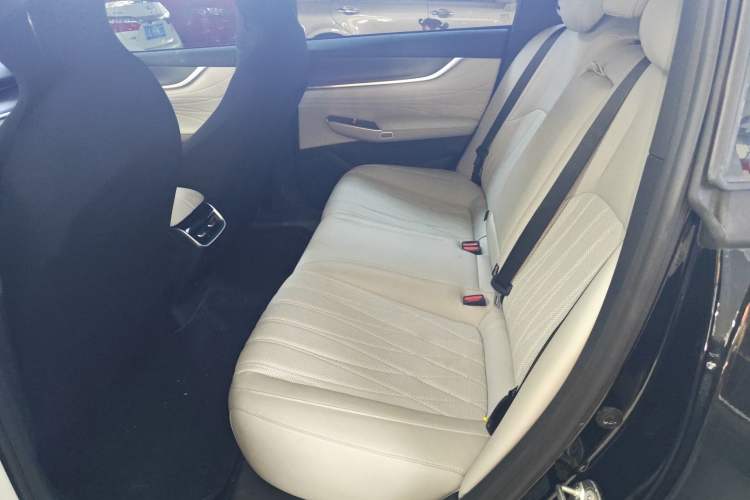 Used CHANGAN NEVO A07 2025 All-Electric "True Fragrance" Edition 710-Mile Long-Range Version Left Rear Seat