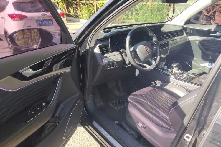 Used Hongqi HS5 2022 Revised Version 2.0T Smart Connect Flagship Edition