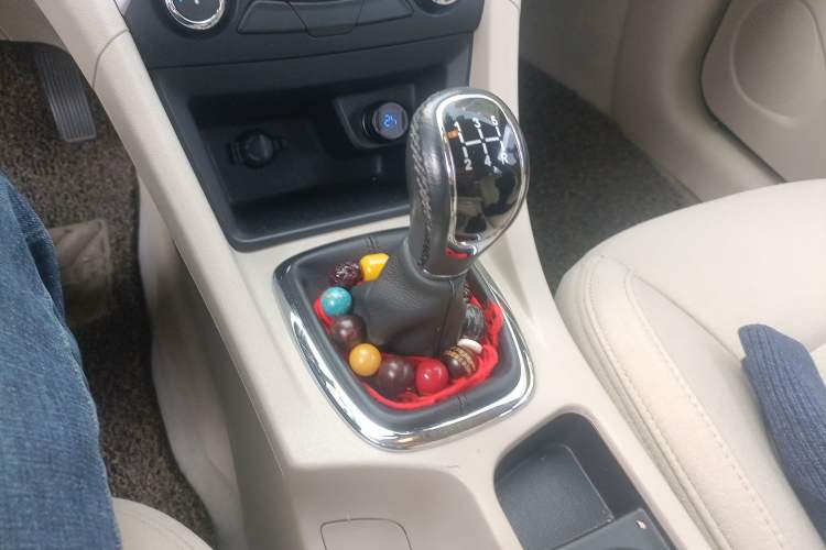 Used Chery Arrizo 7 2013 1.6L Manual Zhi Ling Edition
