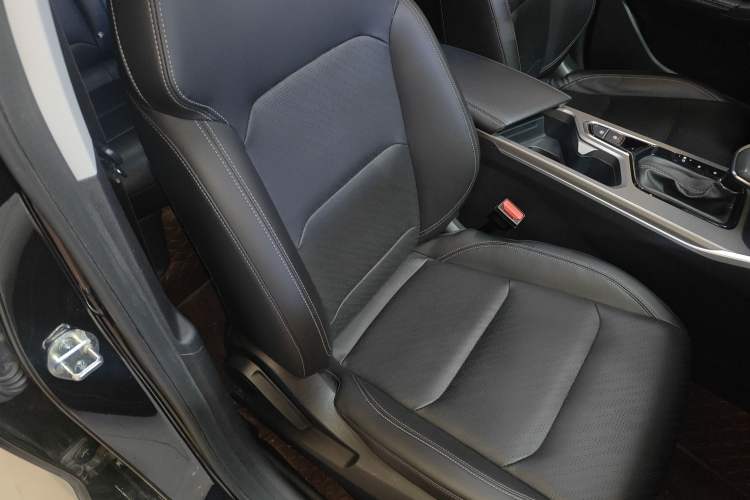 Used Geely Auto Emgrand 2022 4th Generation 1.5L CVT Luxury Model