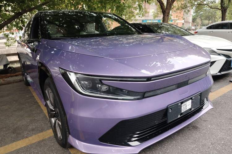 Used Honda P7 2025 Four-Wheel Drive Long-Range Max Front Right 45 Deg