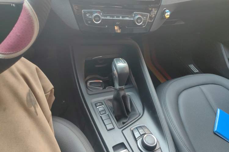 Used BMW X1 2016 sDrive18Li Fashion Model Gear Lever