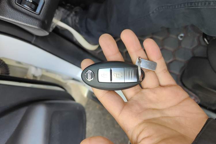 Used Nissan Terra 2020 2.5L XL Upper Automatic Two-Wheel Drive Luxury Edition
