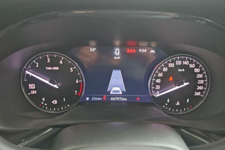 Used Buick Envision 2022 Facelift Encore Plus 552T Five-Seat Luxury Model Instrument Cluster