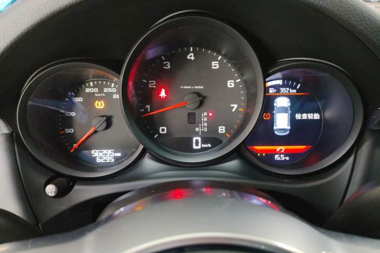 Used Porsche Macan 2020 Macan 2.0T
