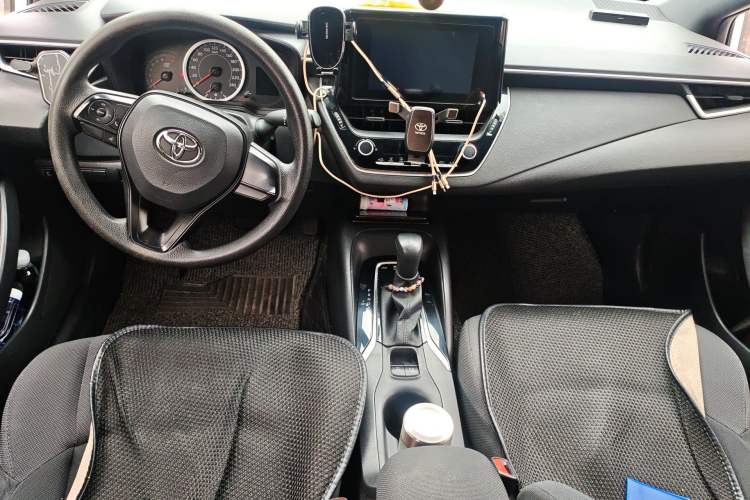 Used Toyota Levin 2022 Facelift TNGA 1.5L CVT Progressive Edition Center Console