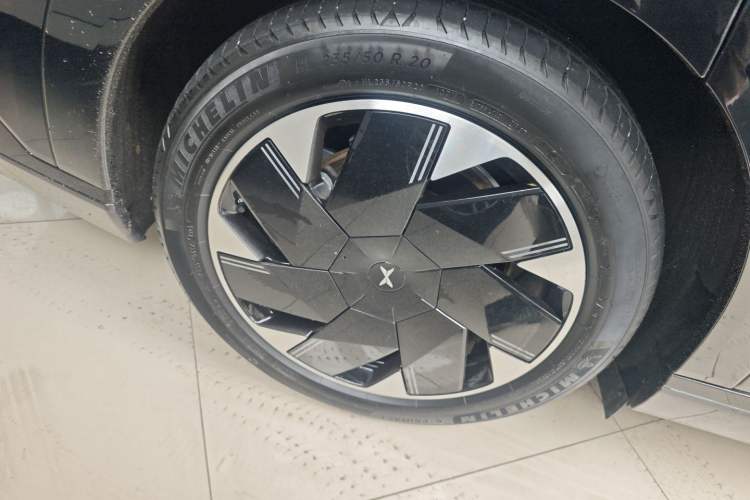 Used XPeng X9 2024 702 Ultra-Long Range Max