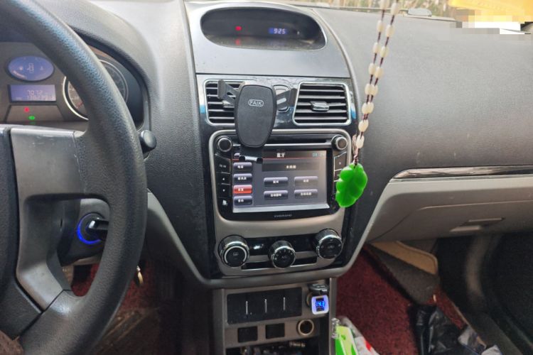 Used Geely Auto Classic Emgrand 2013 Sedan 1.5L Manual Entry-Level Model
