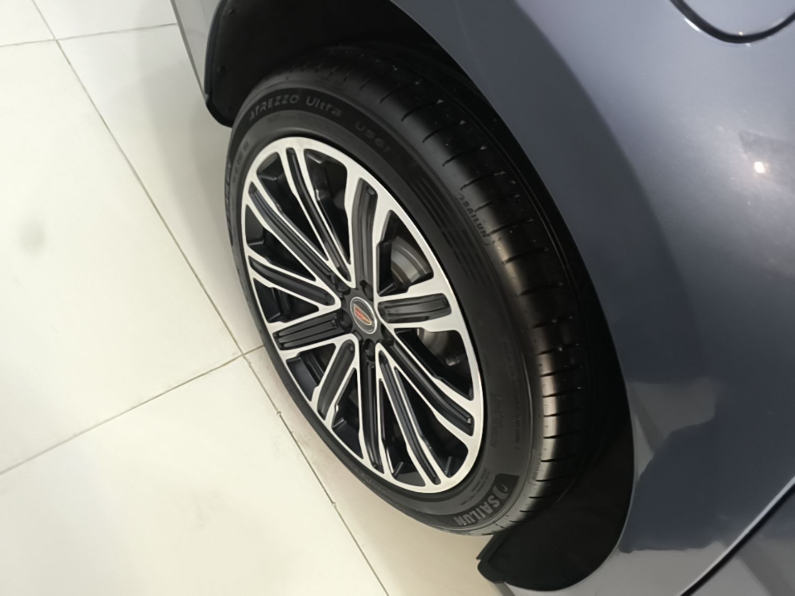Hongqi H7 PHEV 2026 Model 240 Intelligent Hybrid — снимка 11