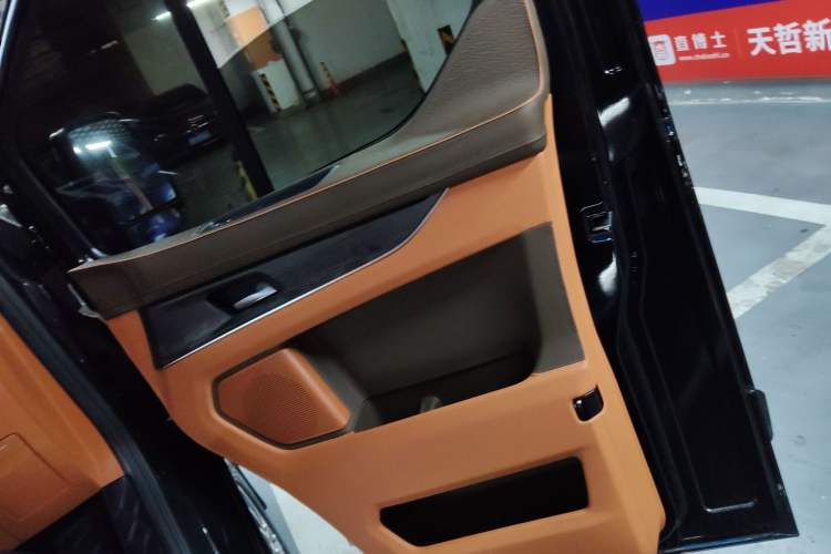 Used Juntian Black Warrior Youth 2025 2.0T Gasoline Top-of-the-Line Version