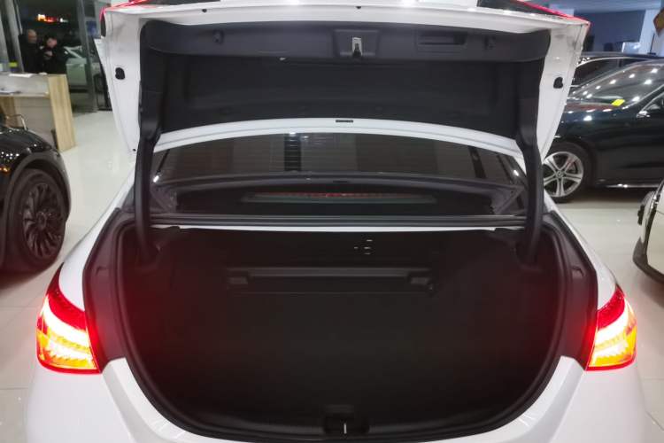 Used Mercedes-Benz C-Class 2022 Restyled C 260 L Sport Edition