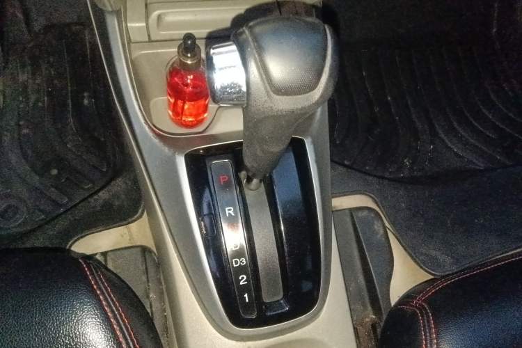 Used Honda City Classic 2008 1.5L Automatic Elite Edition Gear Lever