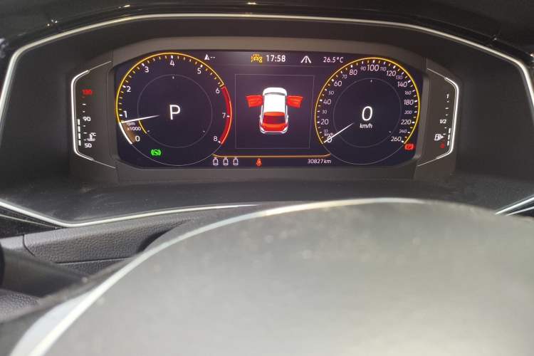 Used Volkswagen T-ROC 2022 280TSI DSG Two-Wheel Drive Comfort PLUS Odometer Close Up