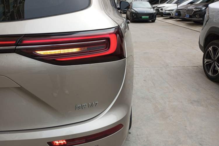 Used Hima AITO M7 2022 1.5T Four-Wheel Drive Flagship Edition
