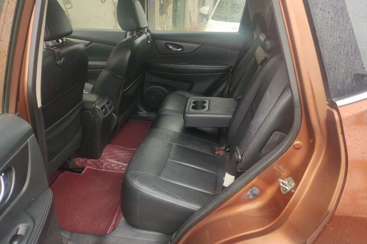 Used Nissan X-Trail 2014 2.0L CVT Comfort Edition 2WD
