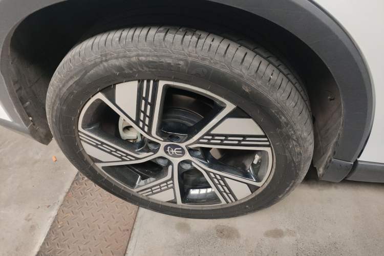 Used BYD Song Pro New Energy 2023 Champion Edition DM-i 110KM Excellence Model Exterior 5