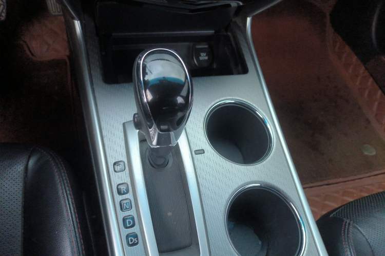 Used Nissan Teana 2018 2.0L XL Smart Upgrade Edition Gear Lever