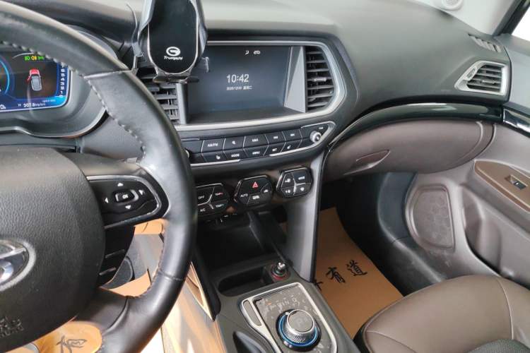 Used GAC Group Qizhi PHEV 2019 1.5L Smart Connect Premium Edition
