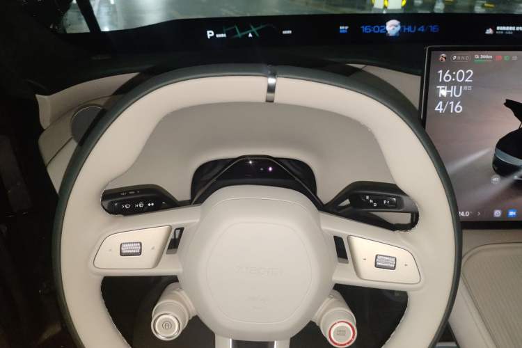 Used Xiaomi Auto YU7 2025 Ultra-Long Range High-Performance All-Wheel-Drive Max Edition Instrument Cluster