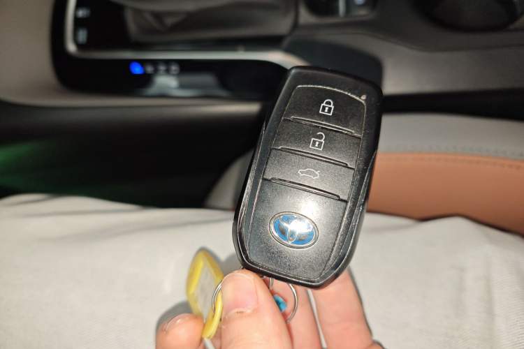 Used Toyota Levin 2023 Smart Electric Hybrid Dual-Engine 1.8L Sport Edition