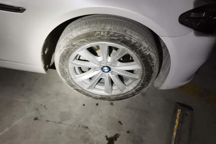 Used BMW 5 Series 2014 520Li Elegant Model
