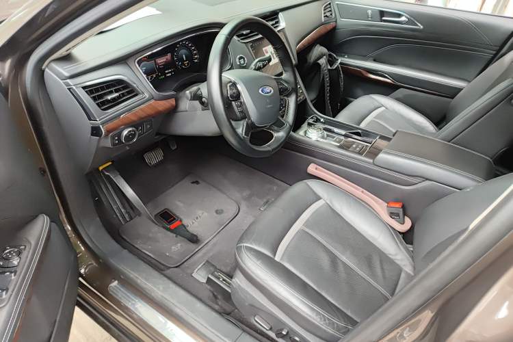 Used Ford Taurus 2015 EcoBoost 245 Ultimate Model
