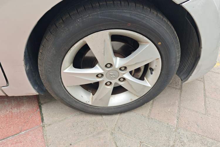 Used Hyundai Elantra (5th Generation / Langdong) 2012 1.6L Automatic Prestige Model
