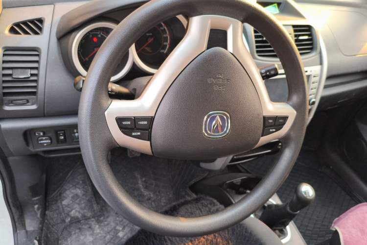 Used CHANGAN CX20 2014 1.4L Manual Sport Version China IV Standard
