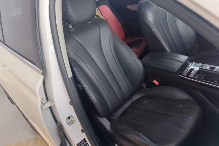 Used Roewe RX5 MAX 2021 Supreme Series 300TGI Automatic Smart Cabin Prestige Edition
