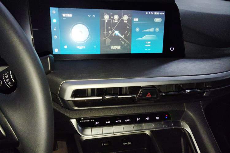 Used CHANGAN CS35PLUS 2022 Blue Whale NE 1.4T DCT Luxury Model