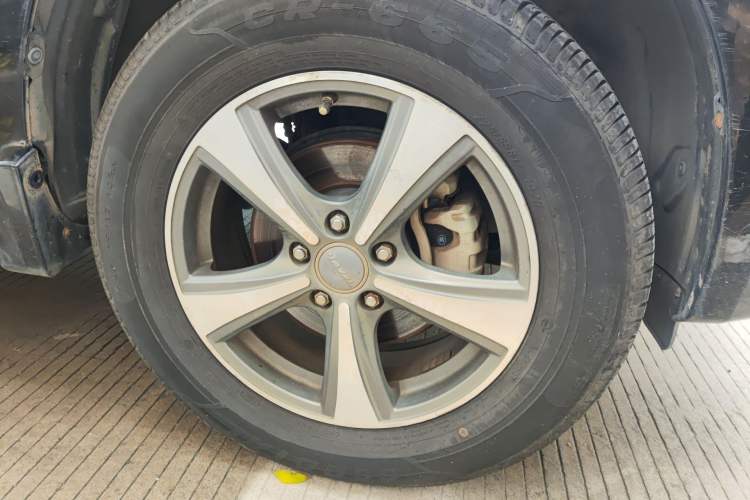 Used Haval H6 2016 Upgraded Model 1.5T Automatic Two-Wheel Drive Elite Version
