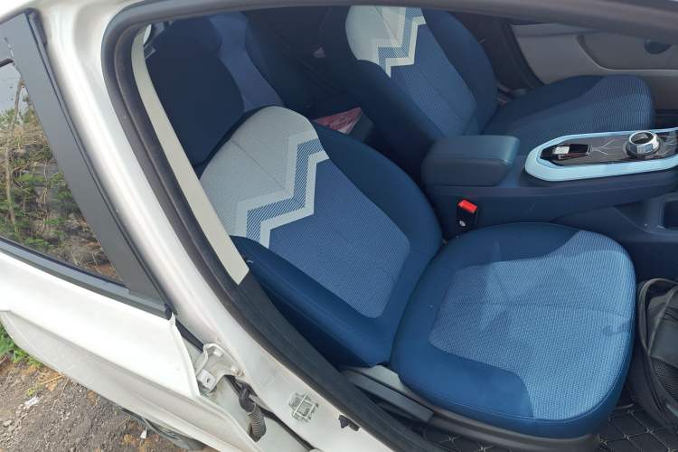 Used CHANGAN Benni E-Star 2022 Qingxin Edition Colorful Model Lithium Iron Phosphate