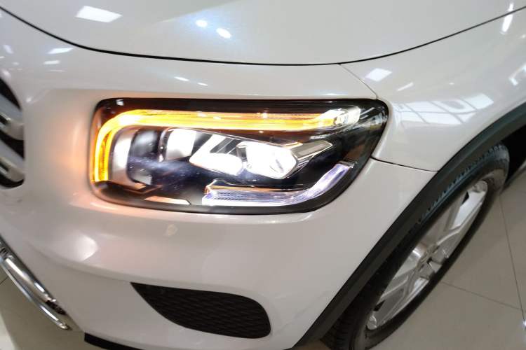 Used Mercedes-Benz GLB 2020 Updated GLB 200 Dynamic Edition Left Front Headlight