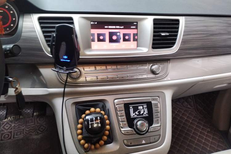 Used SAIC MAXUS G10 2018 PLUS 2.4L Manual Elite Edition