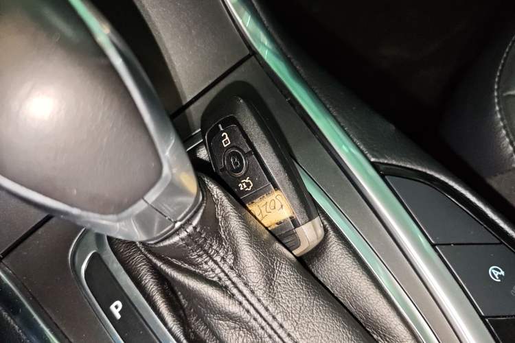 Used Ford Edge 2018 EcoBoost 245 Two-Wheel-Drive Titanium 7-Seater China V Standard