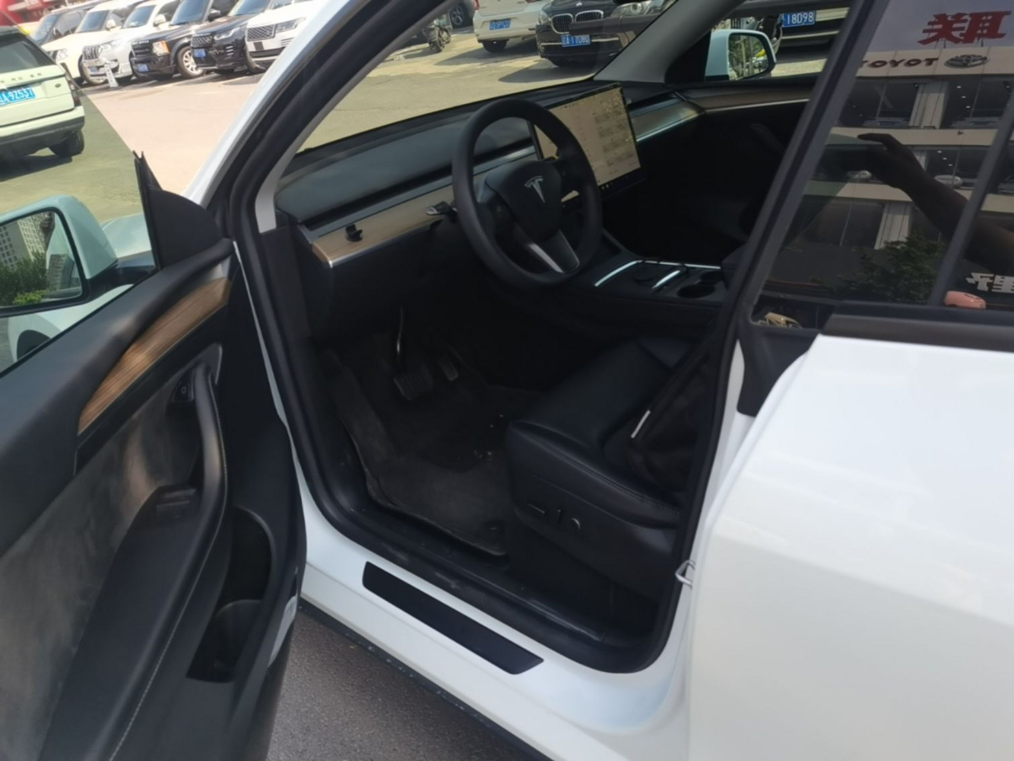 Avant de la voiture