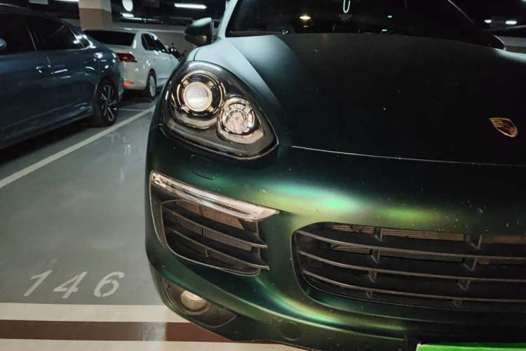 Used Porsche Cayenne 2016 Cayenne 3.0T Right Front Headlight