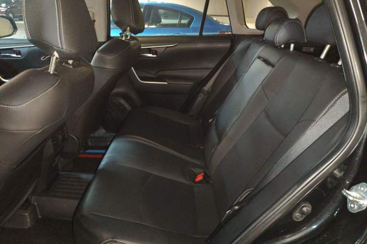 Used Toyota RAV4 2022 2.0L CVT Two-Wheel Drive Fashion Edition
