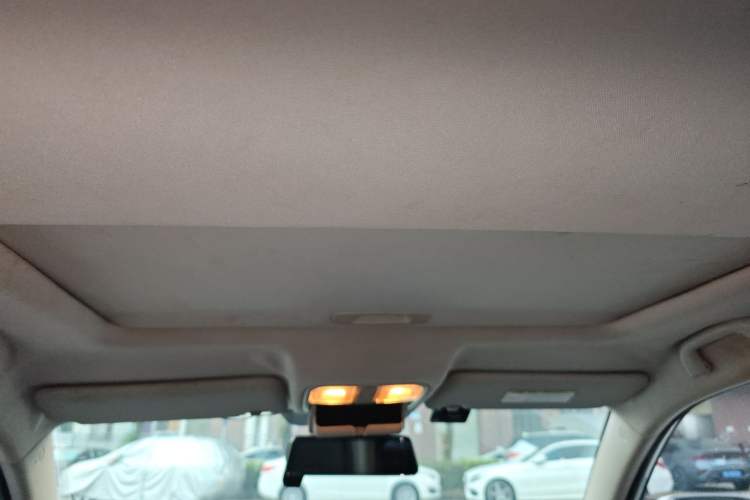 Used CHANGAN CS75 2014 1.8T Automatic Elite Version China V Standard
