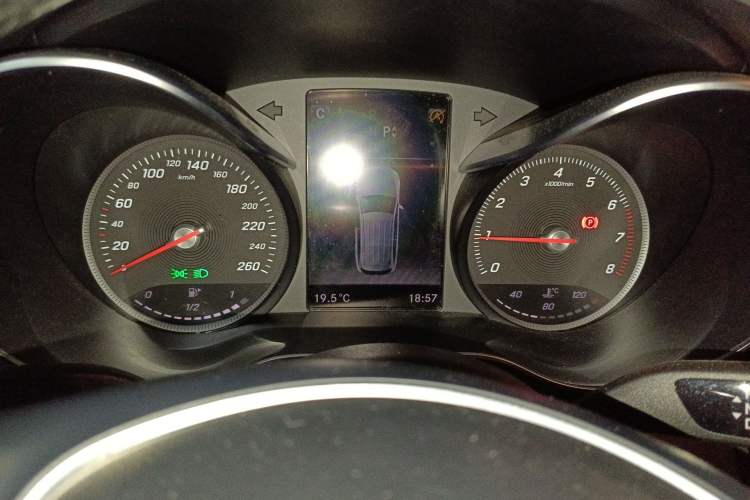 Used Mercedes-Benz GLC 2019 GLC 200 4MATIC Instrument Cluster