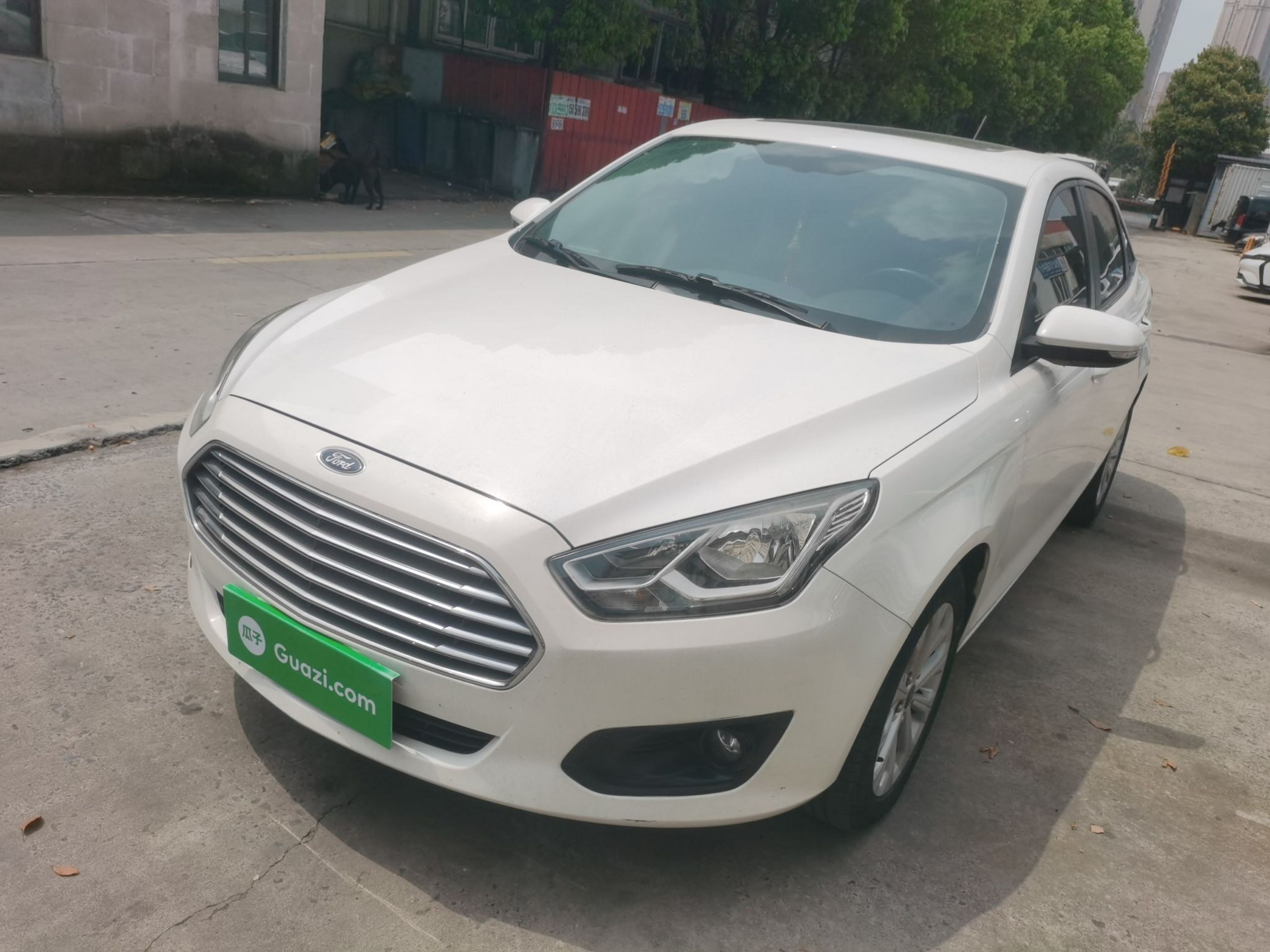 Parte inferior delantera