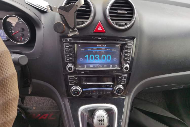 Used Haval H6 2013 Upgraded Model 1.5T Manual Two-Wheel Drive Elite Version