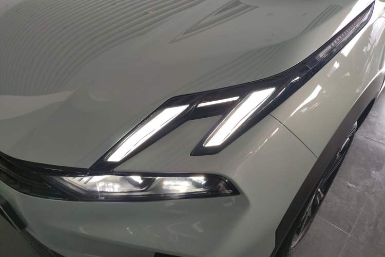 Used Lynk & Co 06 EM-P 2023 EM-P 126 Long-Range Halo