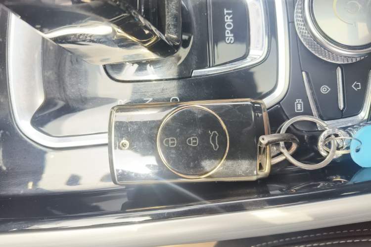 Used EXEED Lingyun 2020 1.6T Two-Wheel Drive Star Edition Vehicle Key