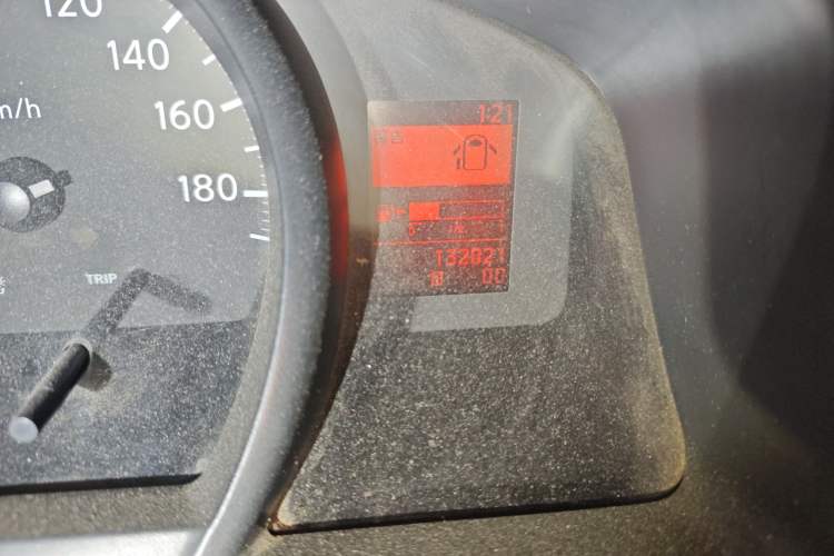 Used Nissan NV200 2013 1.6L Luxury Model China IV Standard