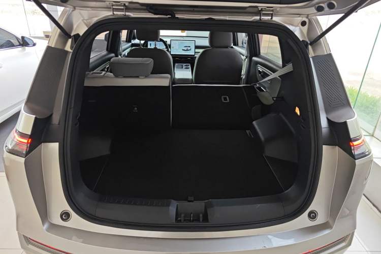 Used AION Y 2022 Plus 70 Enjoy Edition