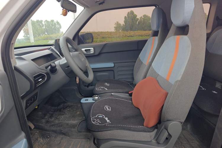Used Geely Galaxy Panda 2024 Panda Mini 200km Endurance Bear
