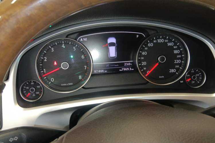 Used Volkswagen Touareg 2011 3.0 TSI Standard Version