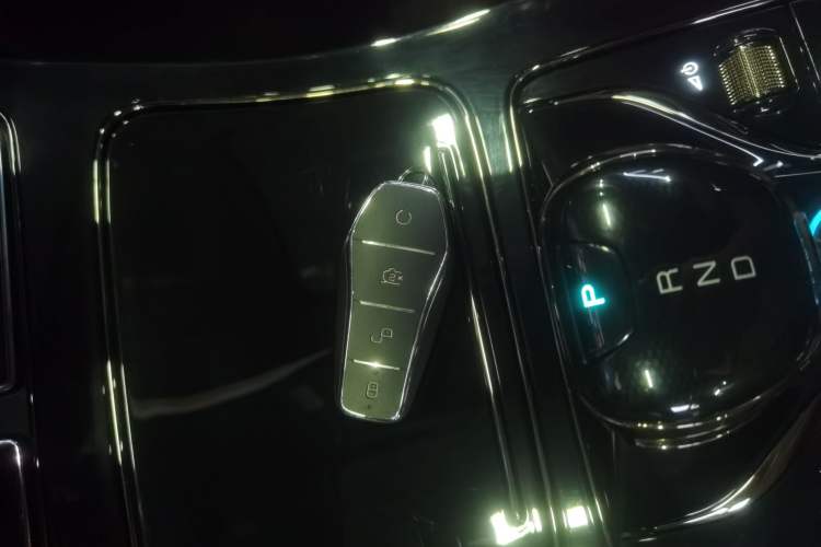 Used BYD Han 2023 EV Champion Edition 715KM Front-Drive Prestige Model
