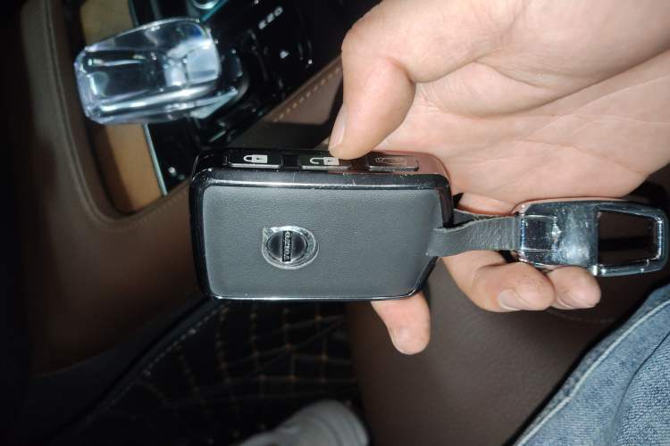 Used Volvo S90 2023 B5 Zhiyi Luxury Edition
